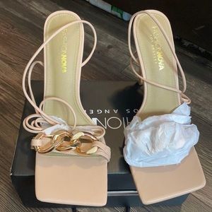 Fashion nova heels